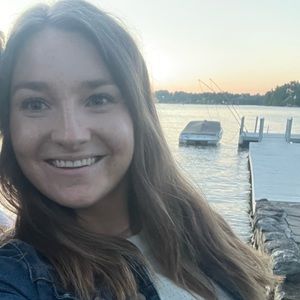 Meet your Posher, Clare